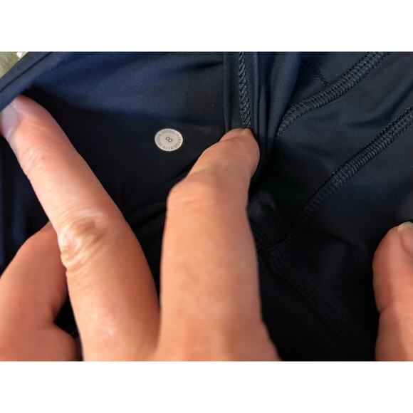 Lululemon Peloton Navy Blue Leggings Together We Go Far, 8 - Picture 4 of 4